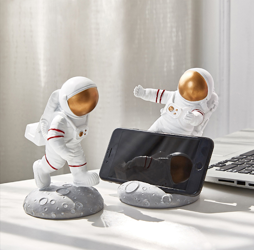 Title 1, Space astronaut furnishings