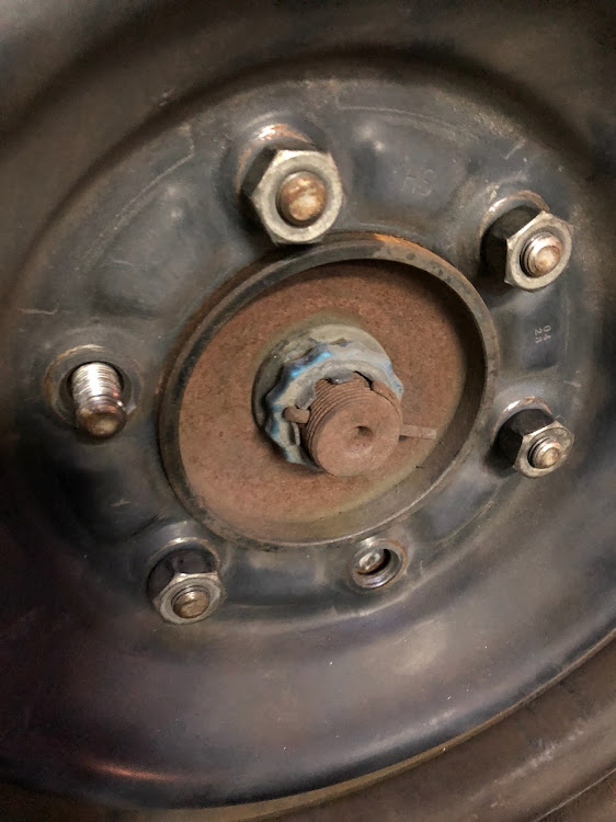 とおるさんが投稿したハイエースに関するカスタム事例の投稿画像1枚目