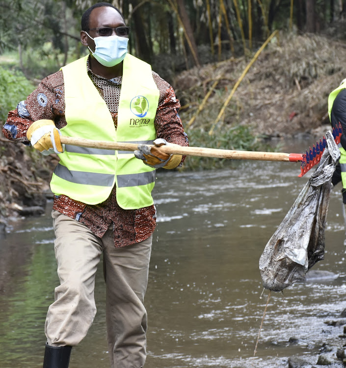 Environment PS Chris Kiptoo takes part in cleaning Nairobi river