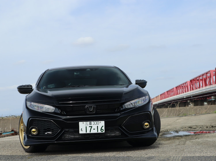 シビック(欧州HB)のFK７・ゴールデンウィーク・PickUpチャレンジ・赤い橋と愛車・夜カメ活🐢に関するカスタム事例の投稿画像2枚目