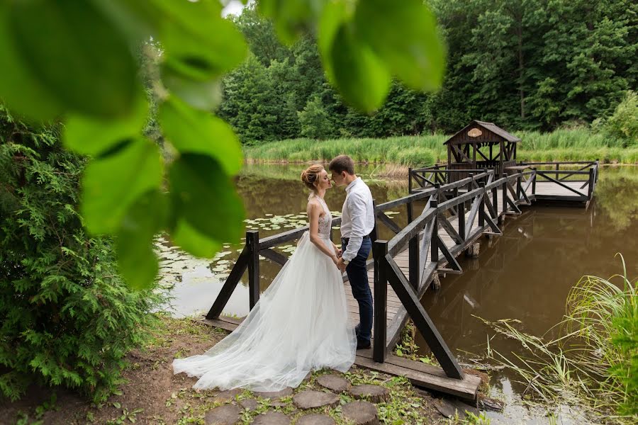 Fotógrafo de casamento Vitaliy Syromyatnikov (syromyatnikov). Foto de 22 de março 2020