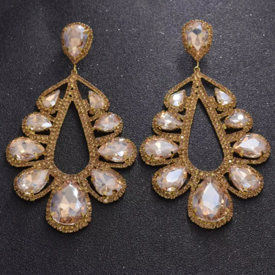 Modieuze strass oorbellen voor dames
