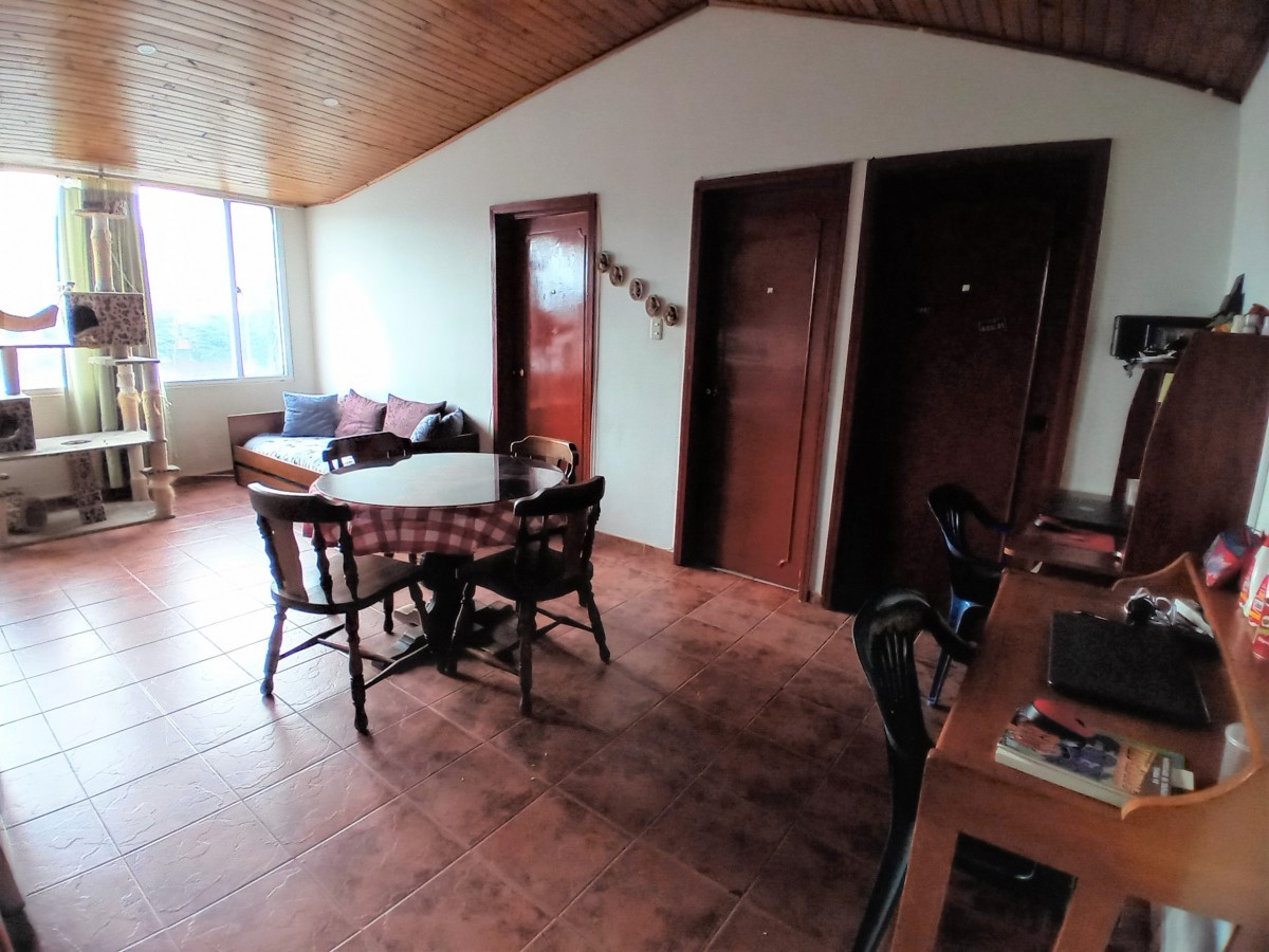 Casa En Venta - San Joaquin, Bogota