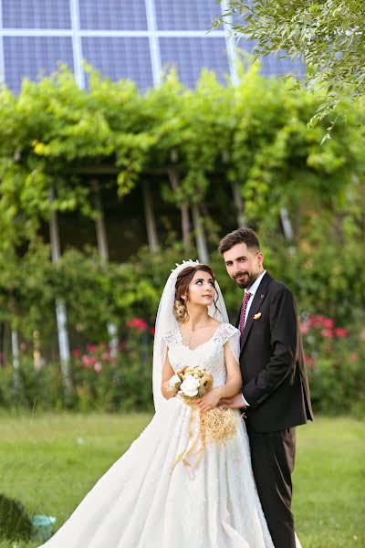 Fotografo di matrimoni Metin Polat (photoinci). Foto del 3 agosto 2020