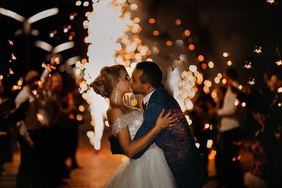 Wedding photographer Elena Metelica (elenandroma). Photo of 26 October 2018