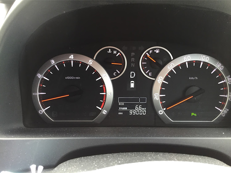 ヴェルファイアのエムズガレージに関するカスタム事例の投稿画像1枚目