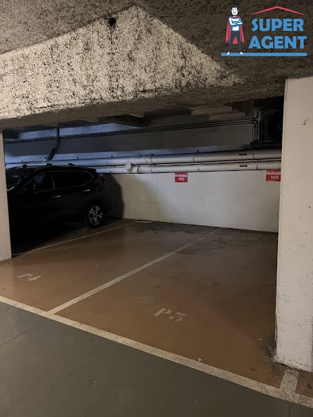 Vente parking  13 m² à Paris 18ème (75018), 32 000 €