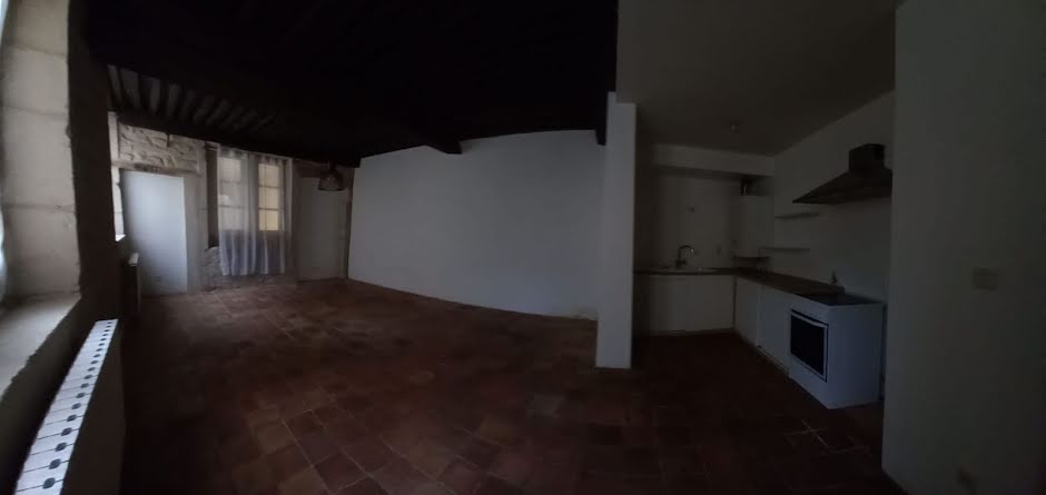 Location  appartement 2 pièces 66 m² à Dole (39100), 505 €