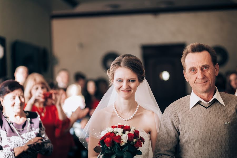 Wedding photographer Artem Kucenko (bereal). Photo of 2 November 2015