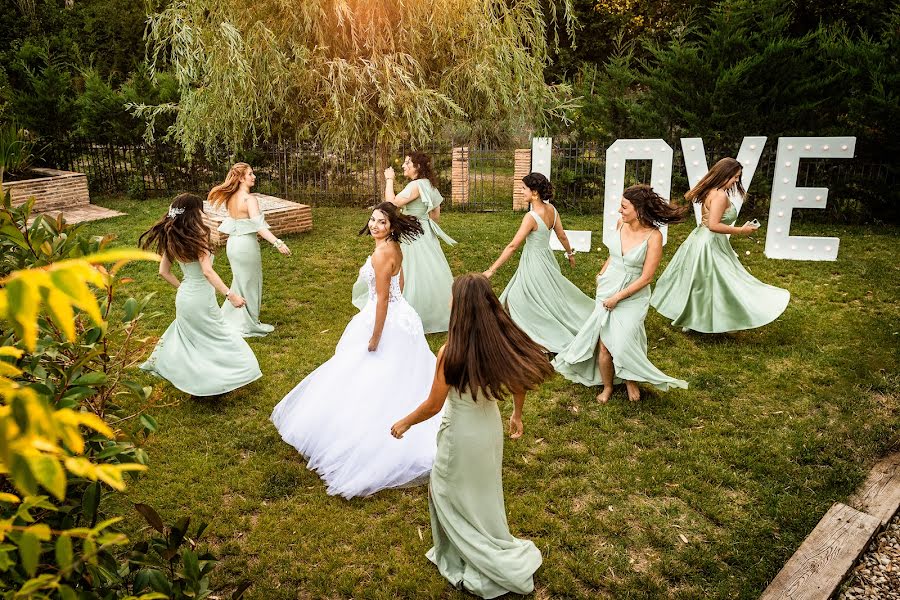 Fotografo di matrimoni Loic Bourniquel (loicbourniquel). Foto del 2 agosto 2023