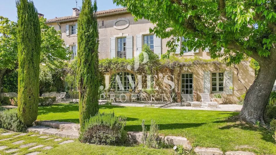 Vente maison 8 pièces 360 m² à Paradou (13520), 3 700 000 €