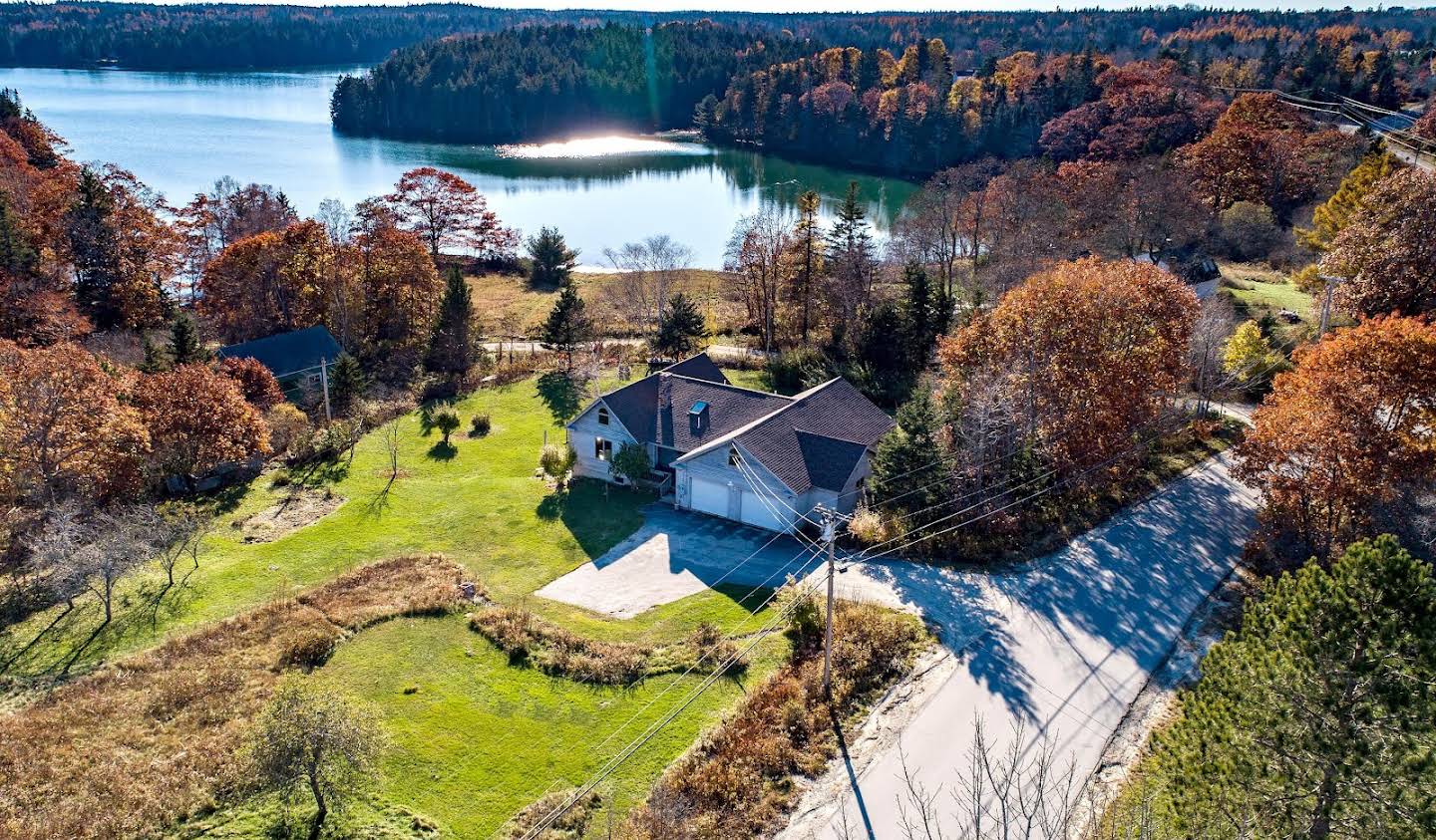 House Deer Isle