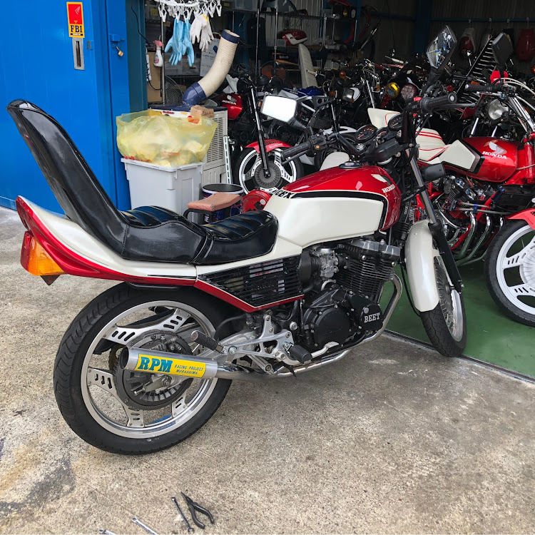 のぶさんが投稿したCBX400Fに関するカスタム事例の投稿画像1枚目