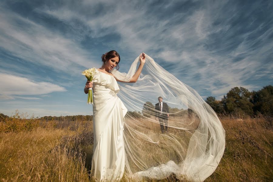 Fotógrafo de bodas Andrey Likhosherstov (photoamplua). Foto del 27 de septiembre 2013