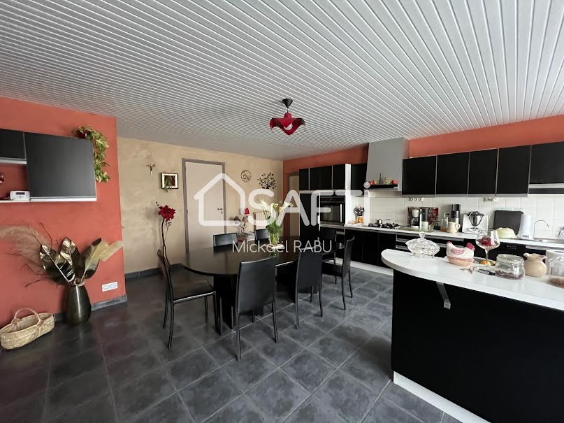 Vente maison 6 pièces 185 m² à Derval (44590), 433 000 €