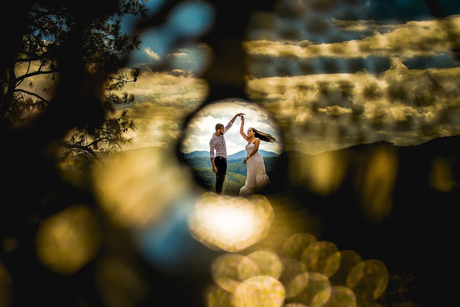 Fotografo di matrimoni Luiz Felipe Andrade (luizamon). Foto del 8 maggio 2018