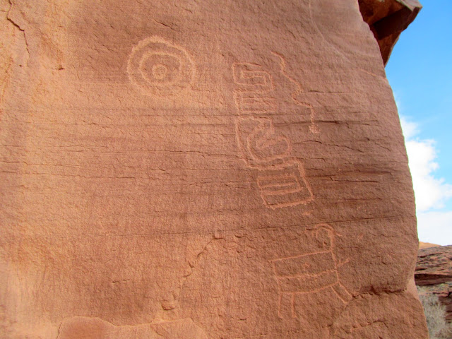 Poison Spring Canyon petroglyphs