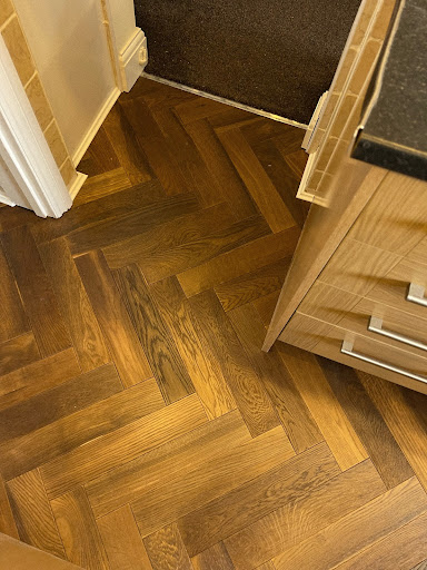 ENGINEERED HERRINGBONE 