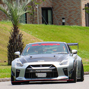 NISSAN GT-R R35