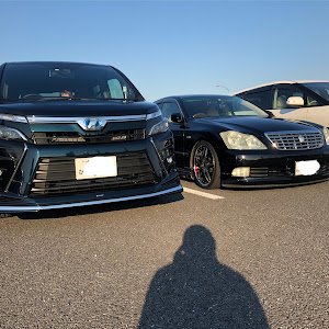 ヴォクシー ZRR80W