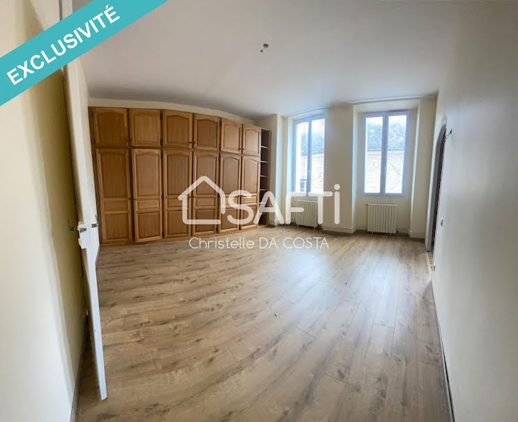 Vente appartement 3 pièces 160 m² à Maincy (77950), 177 000 €