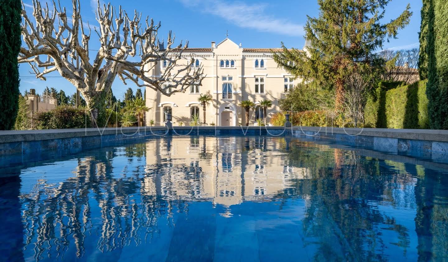 Castle L'Isle-sur-la-Sorgue