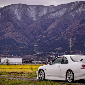 スカイライン R33