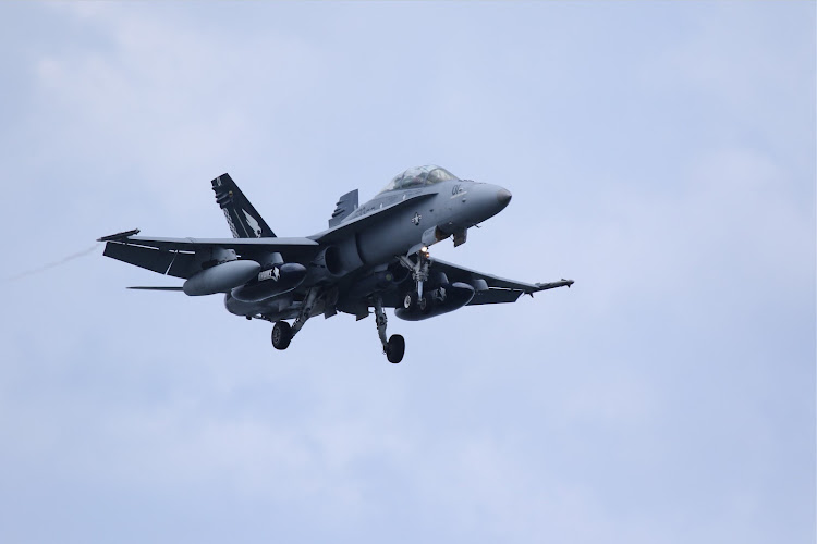 MPVの岩国基地・戦闘機・爆音浴に関するカスタム事例の投稿画像5枚目