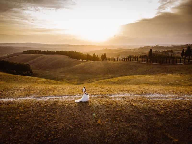 Fotógrafo de casamento Arturs Sulainis (sulainisart). Foto de 31 de agosto 2020