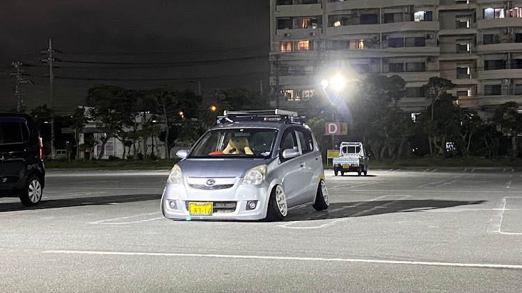 ミラの俺のスーパー超絶かっこいいミラ・春ですね・車高調整・フェンダーをわからせる・ミラに関するカスタム事例の投稿画像1枚目