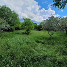 terrain à Cucuron (84)