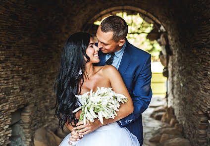 Fotógrafo de casamento Aleksandr Tt (talansev). Foto de 8 de outubro 2018