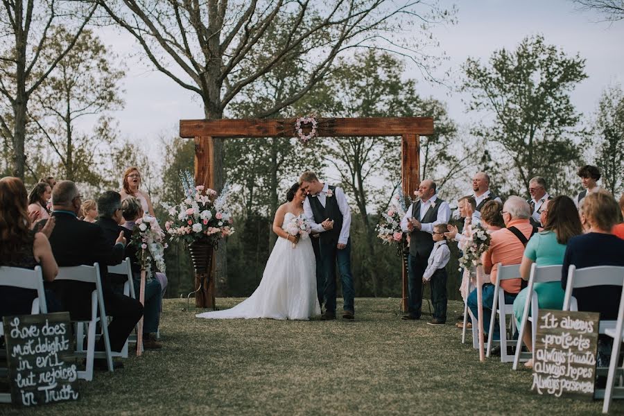 Fotografo di matrimoni Dani Nicole (daninicole). Foto del 20 aprile 2023