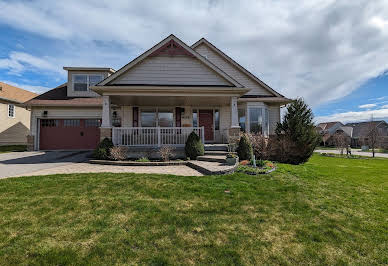 House with garden 2