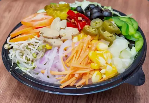 Wholesome Veggies Salad