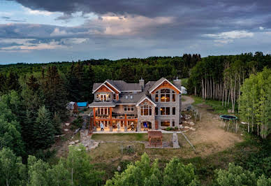 Farmhouse with garden 5