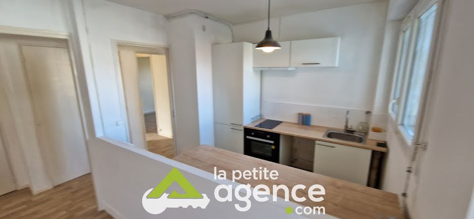 Vente appartement 4 pièces 82 m² à Montluçon (03100), 82 400 €