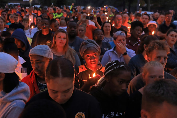 Candle lighting is a sign of hope, and that is what prevailed at the memorial service held in remembrance of those who lost their lives in the explosion in Boksburg that killed 27 people and left many injured.