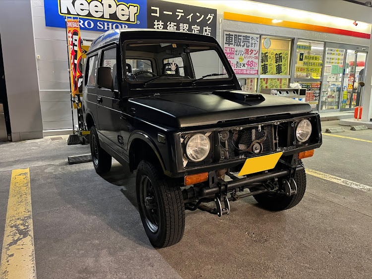ジムニーの納車・パノラミックルーフ・リフトアップ・エンジンリビルト・キャンプ仕様に関するカスタム事例の投稿画像1枚目