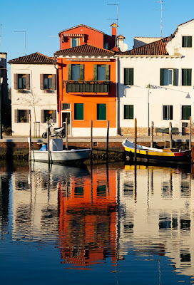 Costruzioni liquide di Daniele Savio