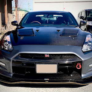 NISSAN GT-R R35