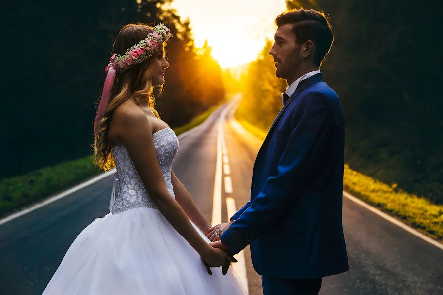 Photographe de mariage Maciej Wróbel (mwfotografia). Photo du 13 mars 2017