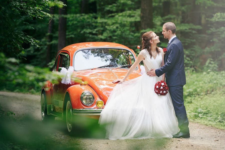 Fotógrafo de casamento Anett Bakos (anettphoto). Foto de 16 de maio 2018