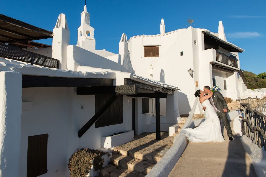 Fotógrafo de casamento Moises Valera (click15). Foto de 28 de agosto 2017