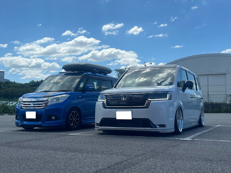 ステップワゴンスパーダの豊田スタジアム・豊田アローズブリッジ・豊田市博物館に関するカスタム事例の投稿画像7枚目