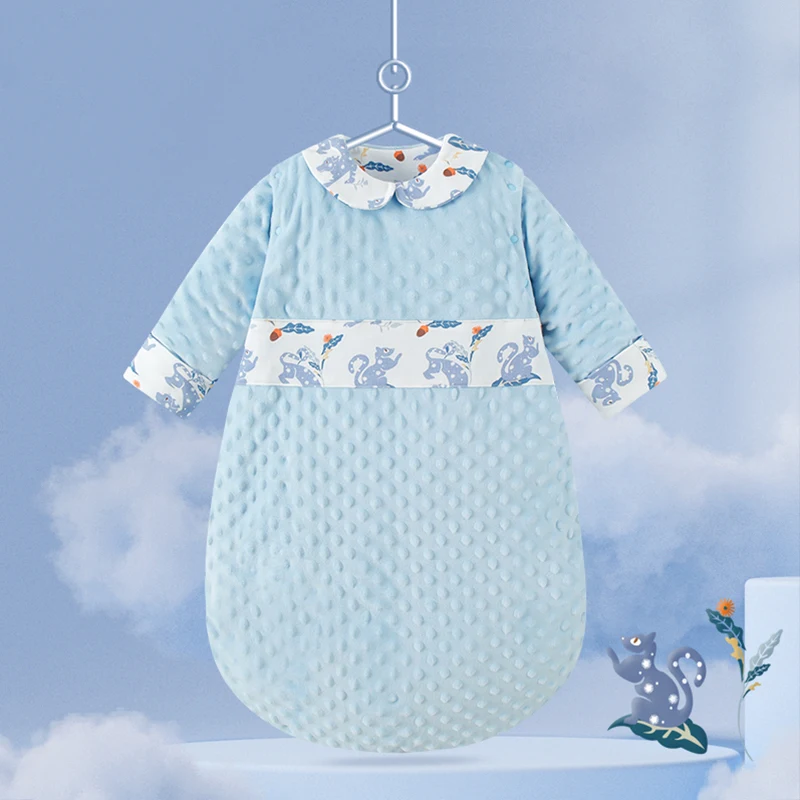 Anti-shock slaapzak voor baby's comfort en veiligheid. Slaap gerust met deze zachte, beschermende slaapzak, ideaal voor een veilige, rustgevende slaap.