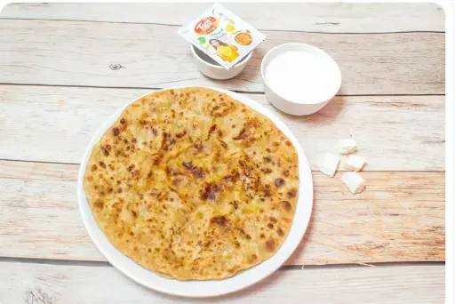 Special Paneer Pyaaz Paratha With Curd