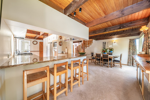House purchase in Lower Hutt (New Zealand)