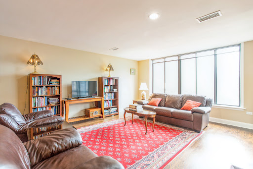 Apartment with pool 4