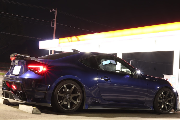 86のガソスタは盛れる・Kuhl Racing・#kuhlracing・kuhl86に関するカスタム事例の投稿画像3枚目